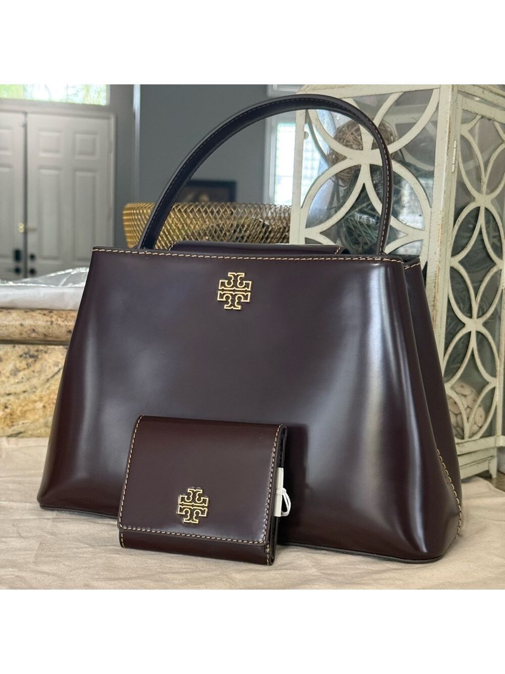 New 900+! Tory Burch BRITTEN SMOOTH SATCHEL & Matching Wallet TEMPRANILLO / Gold